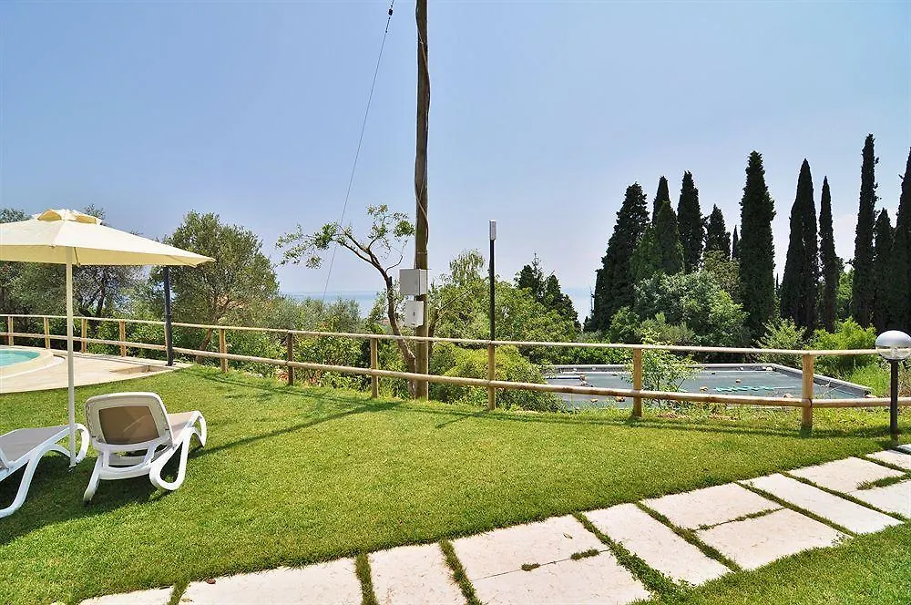 La Chioma Di Berenice Garda Residence Toscolano Maderno 3*,