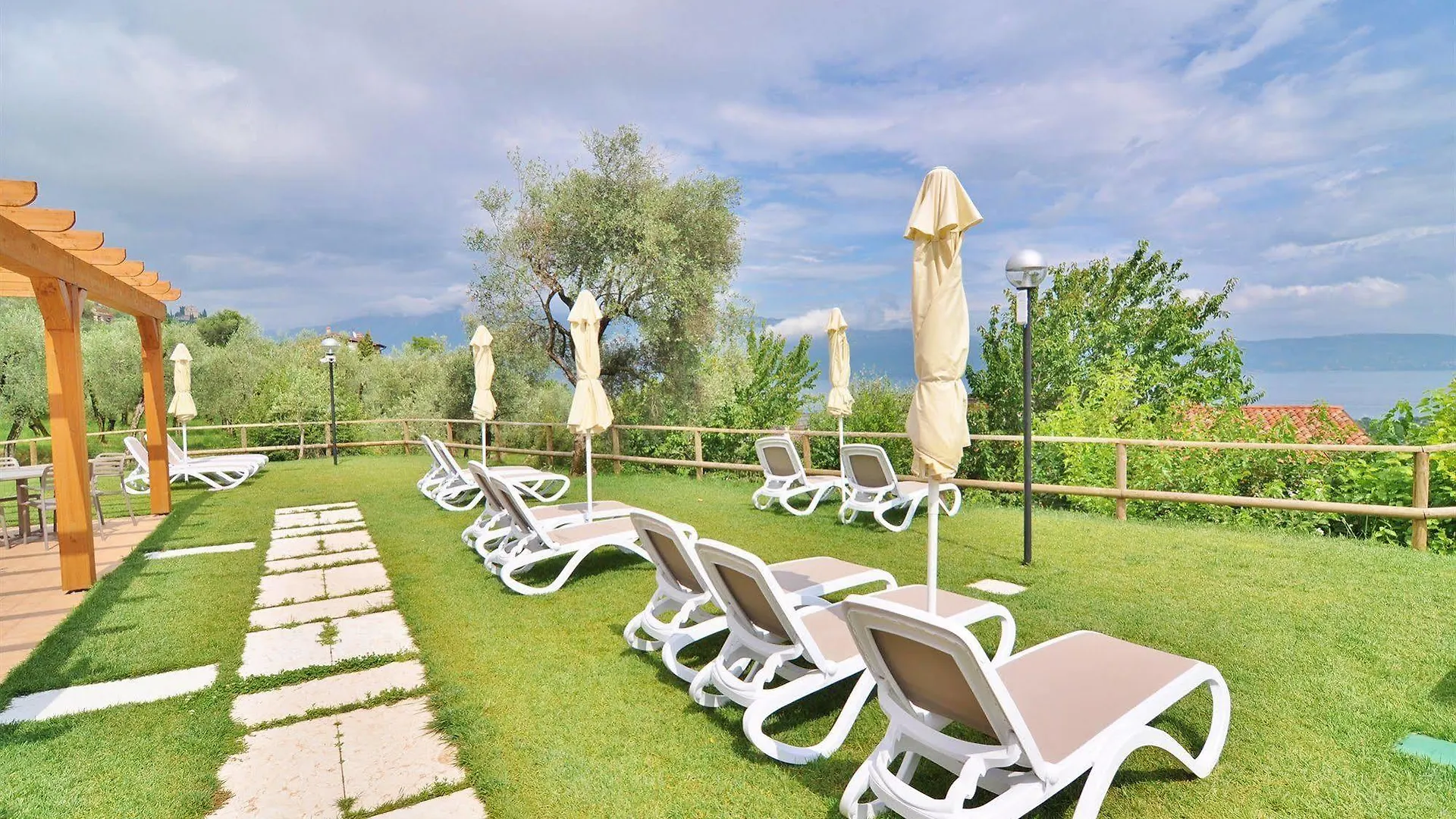 La Chioma Di Berenice Garda Residence Toscolano Maderno 3*,  Italië