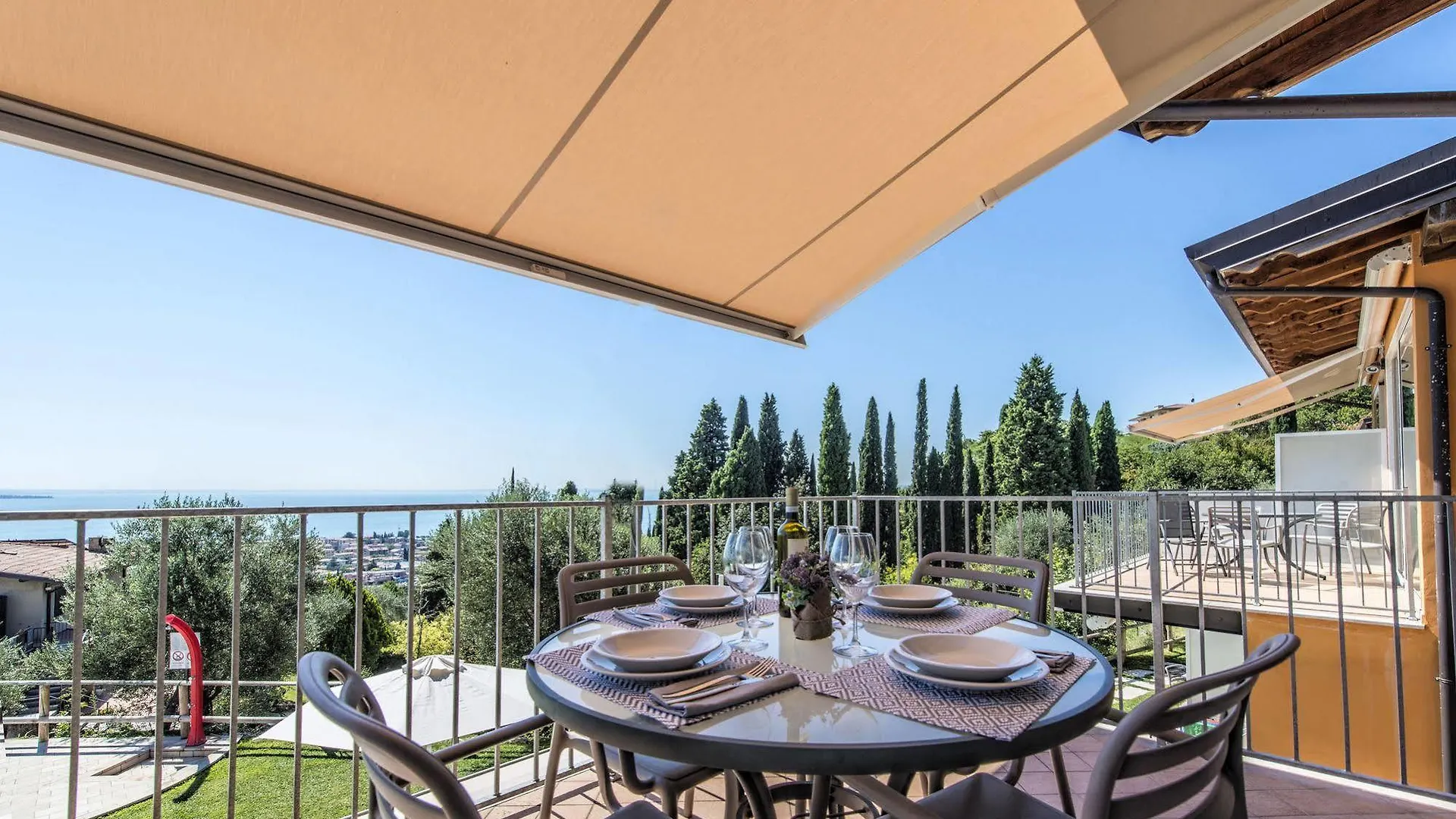 *** Aparthotel La Chioma Di Berenice Garda Residence Toscolano Maderno Italië