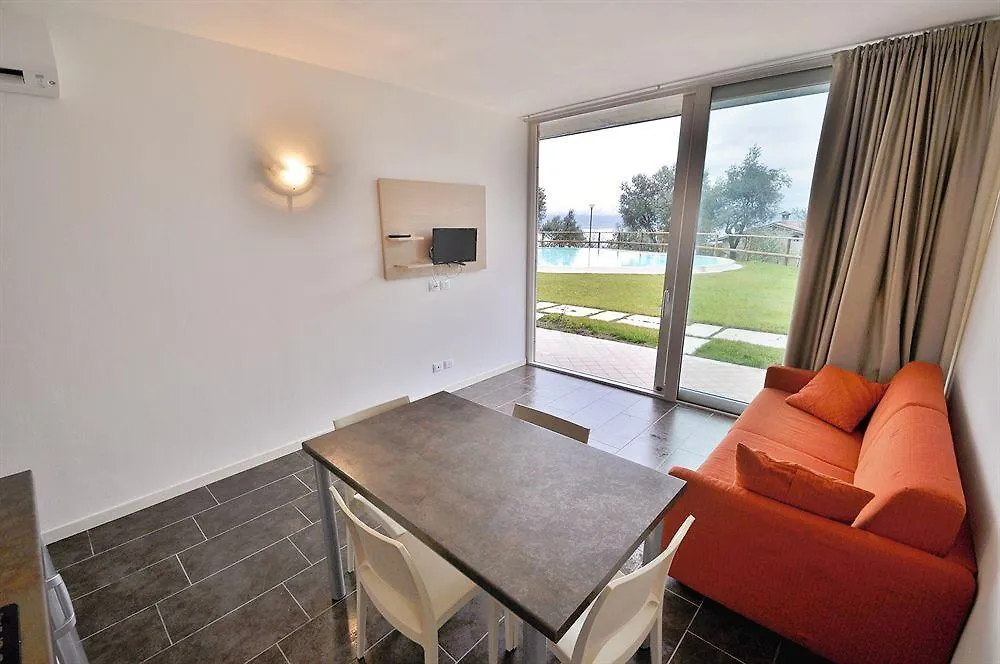 *** Aparthotel La Chioma Di Berenice Garda Residence Toscolano Maderno Italy