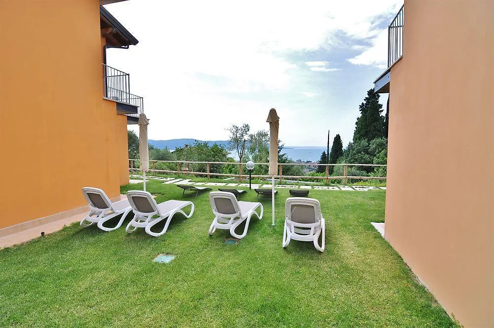 Aparthotel La Chioma Di Berenice Garda Residence Toscolano Maderno